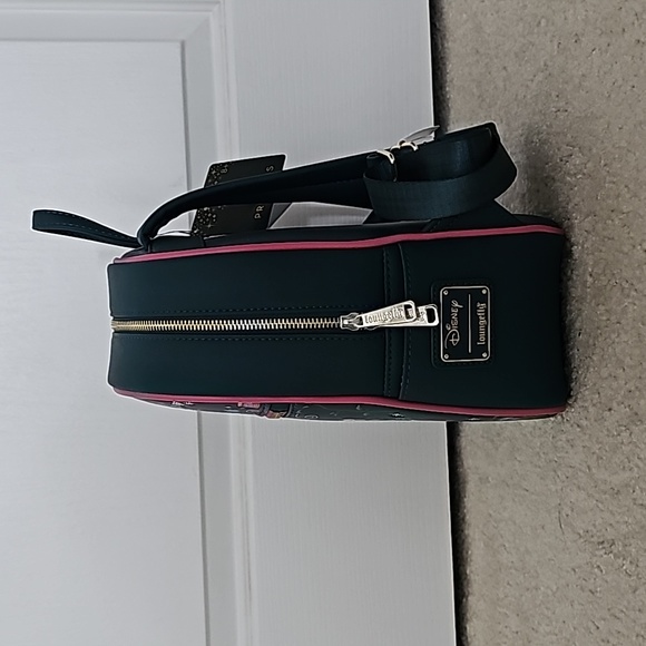 Loungefly Cinderella Backpack - Picture 4 of 8